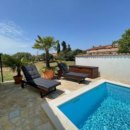 Holiday Home Bukovac 普拉 外观 照片