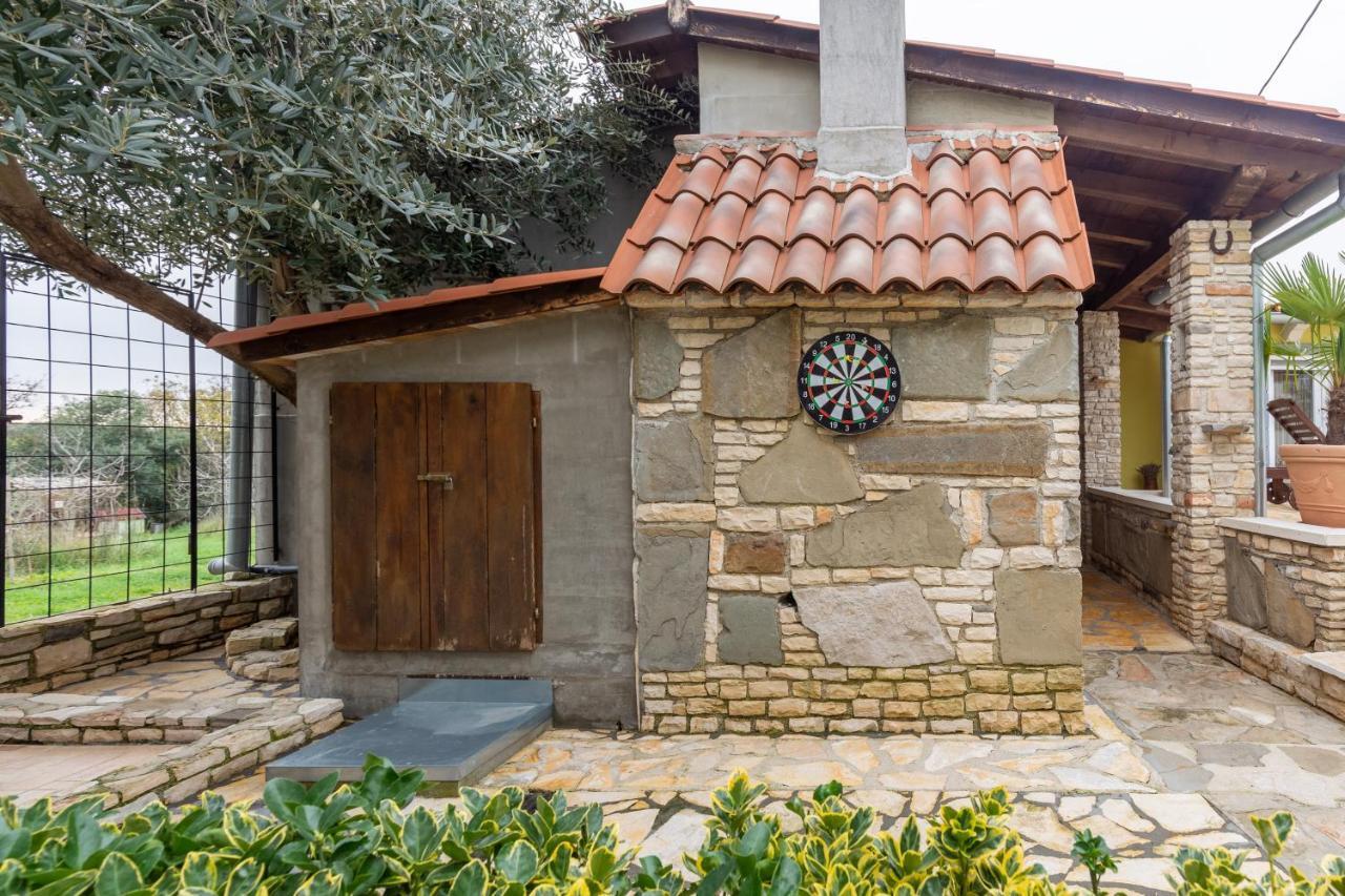 Holiday Home Bukovac 普拉 外观 照片
