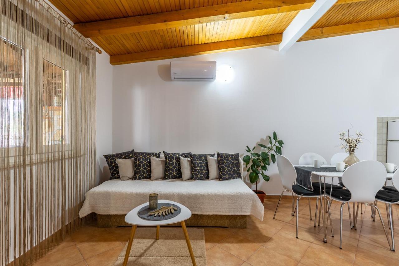 Holiday Home Bukovac 普拉 外观 照片